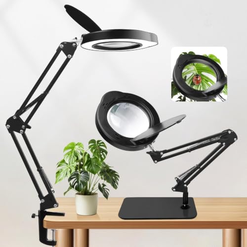 Magnifying Glass with Light and Stand