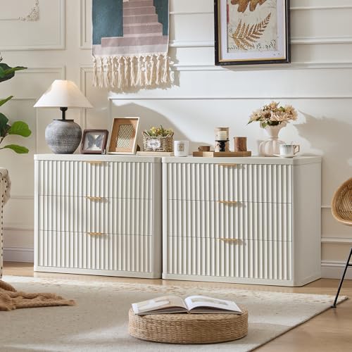 31.5" Wide Fluted Nightstand