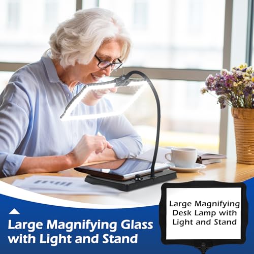 Magnifying Glass with Light and Stand