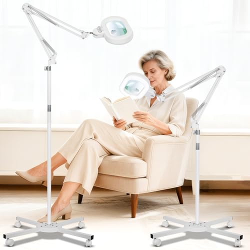 Magnifying Glass with Light and Stand
