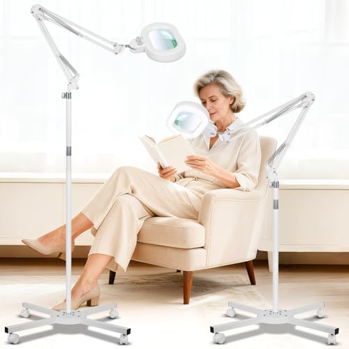 Magnifying Glass with Light and Stand