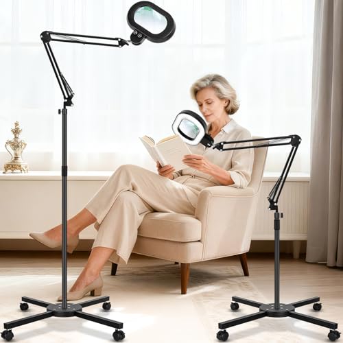 Magnifying Glass with Light and Stand